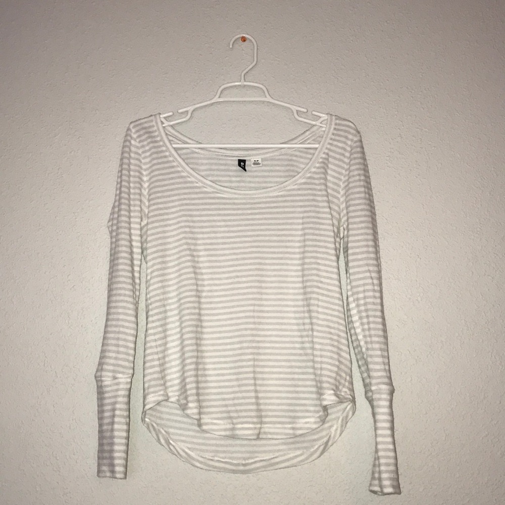 Striped long sleeves